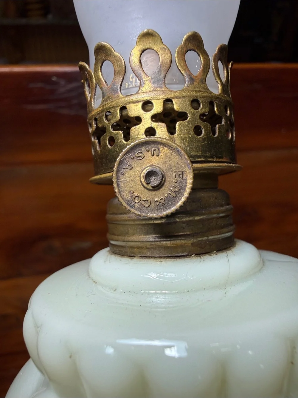 🌿Rare Antique (Glows) “Custard Glass” Oil Lamp with Brass Accents